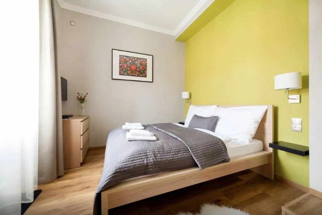 Art Deco Apartment 3 Bedroom, 3 Bathroom, Balcony Budapest 0*,