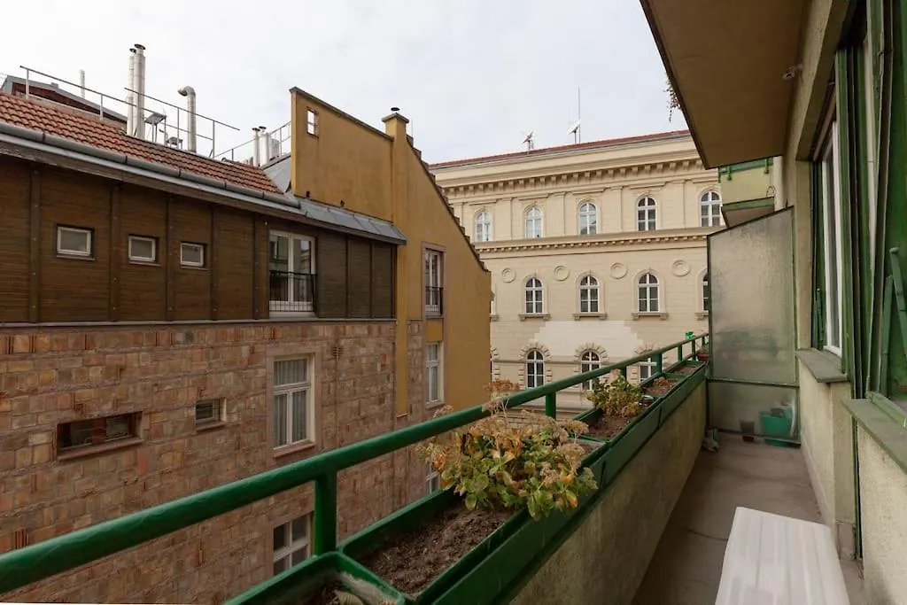 Art Deco Apartment 3 Bedroom, 3 Bathroom, Balcony Budapest 0*,  Hungary