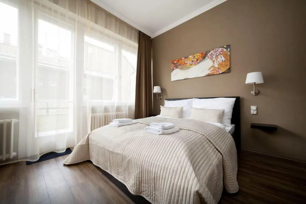 Art Deco Apartment 3 Bedroom, 3 Bathroom, Balcony Budapest 0*,  Hungary