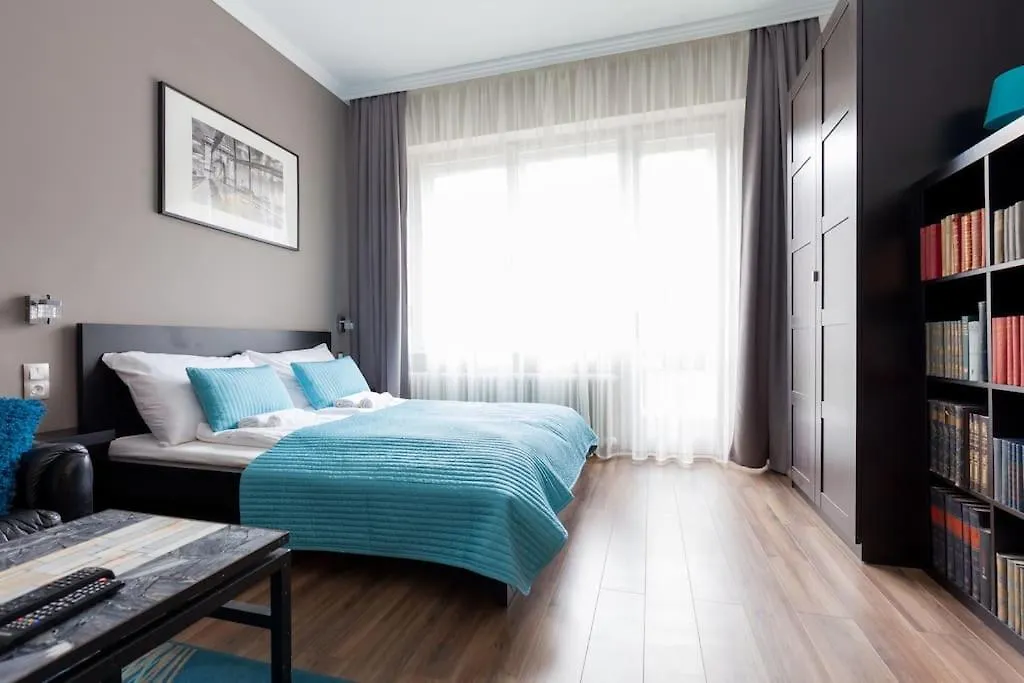 Art Deco Apartment 3 Bedroom, 3 Bathroom, Balcony Budapest